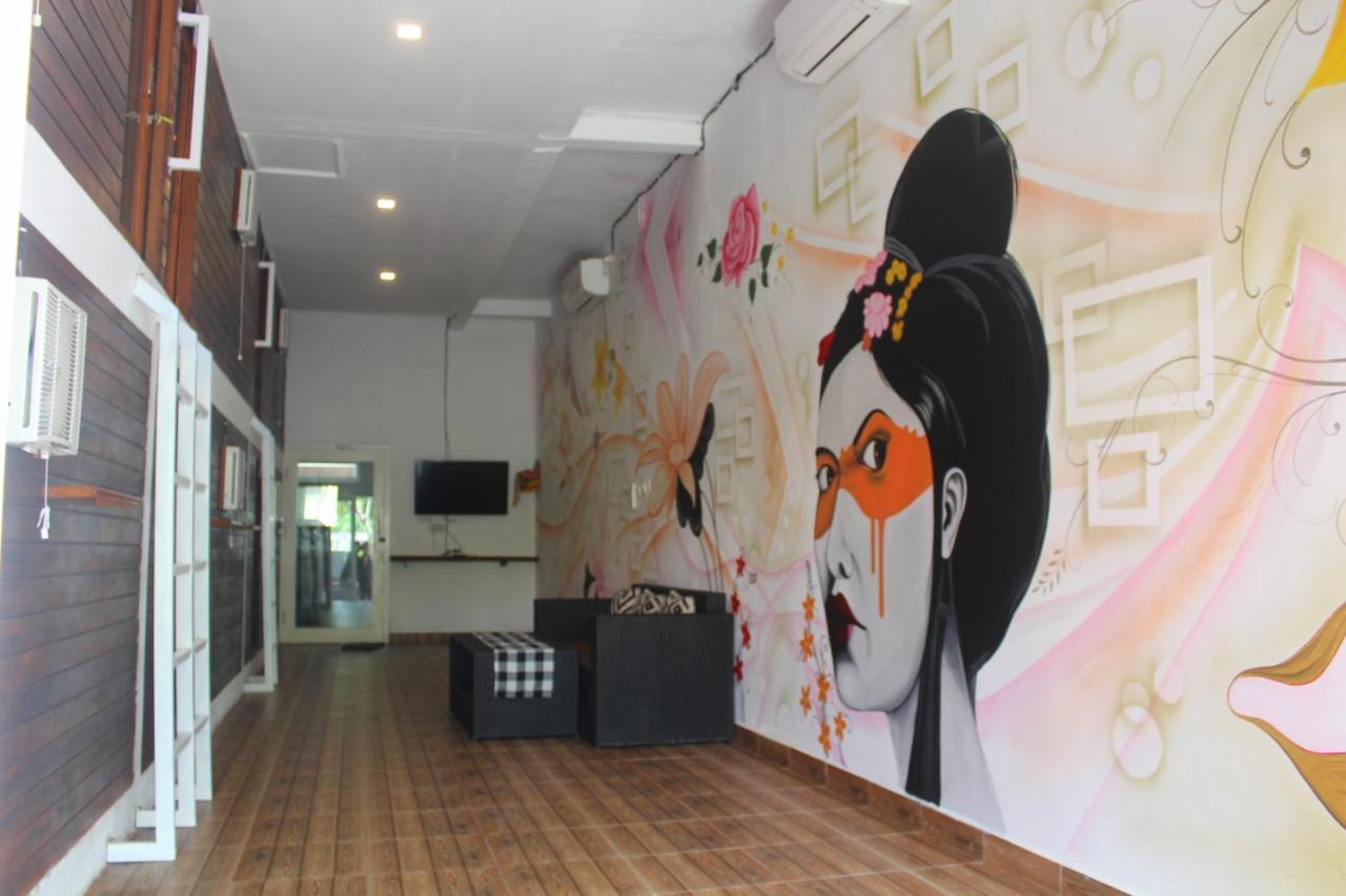 Tara Hostel Batununggul 외부 사진