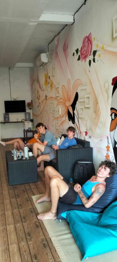 Tara Hostel Batununggul 외부 사진