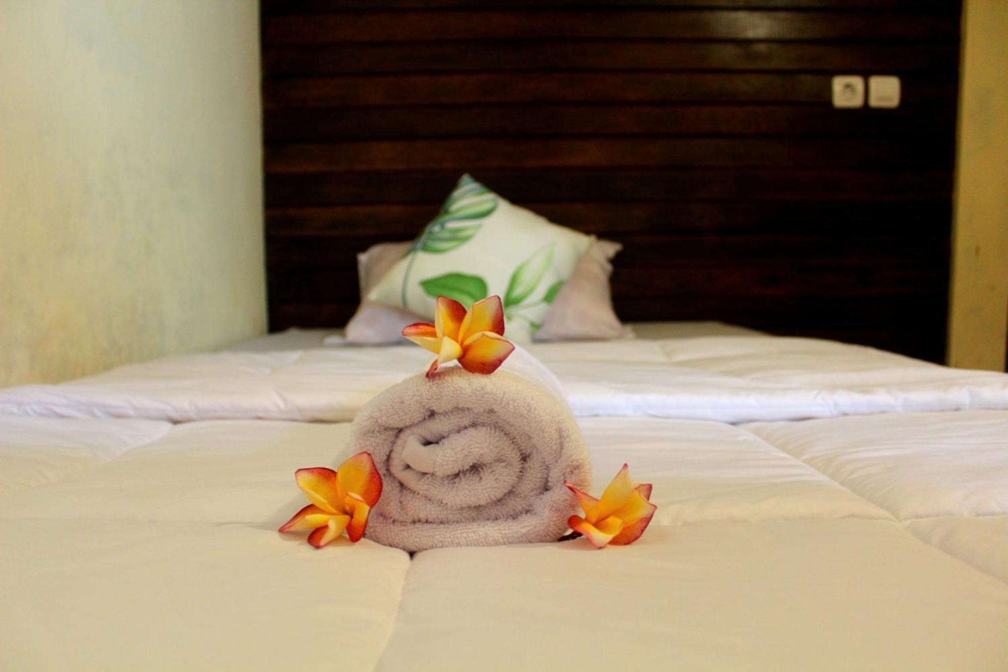 Tara Hostel Batununggul 객실 사진